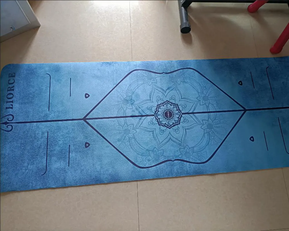 LIORCE Yoga Mat-Classic 1/4 inch thick professional yoga mat, environmentally friendly non-slip fitness exercise mat, exercise mat with straps, suitable for yoga, Pilates and floor exercises