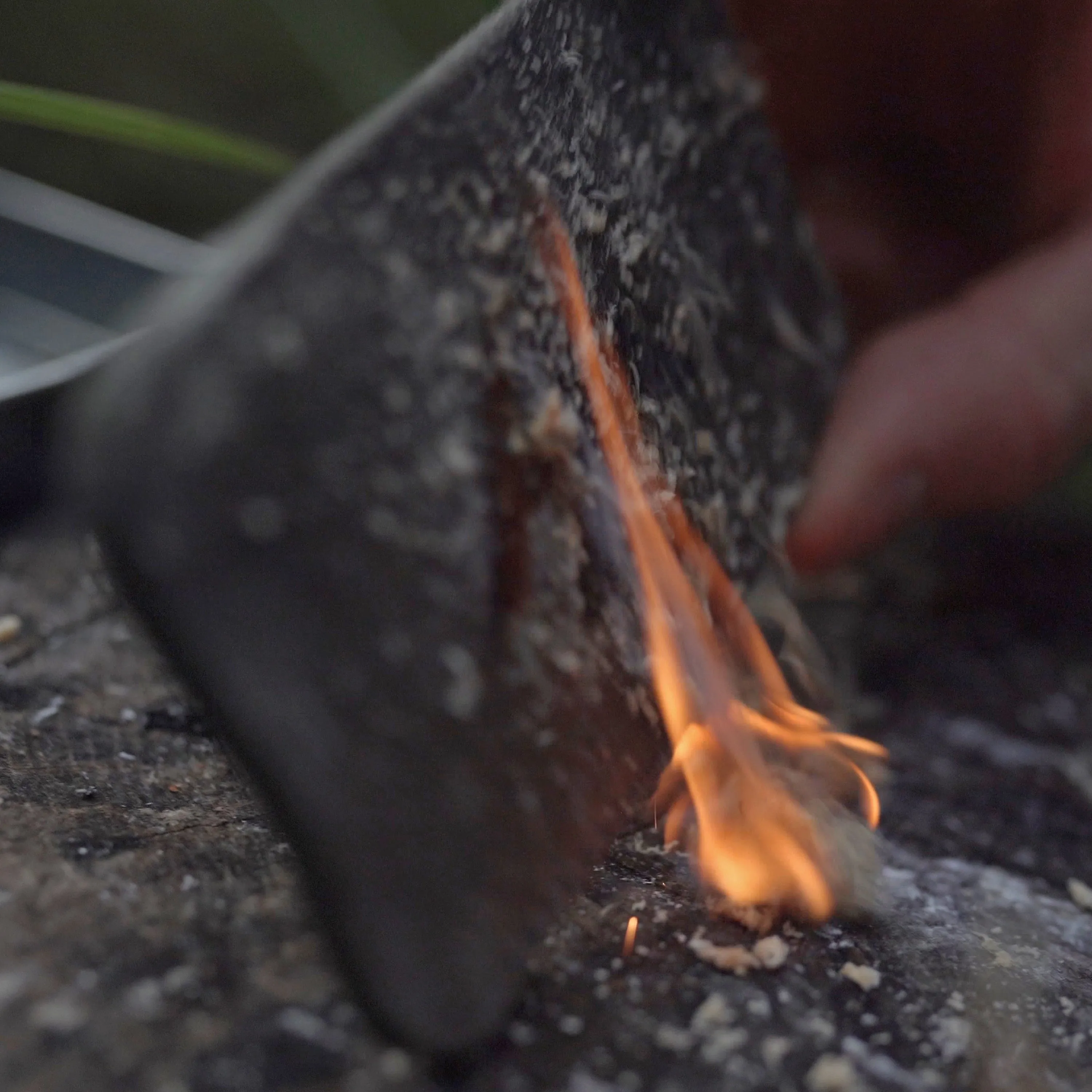 Pocket Fire Kit | Includes 3" Hive Fire Starter™
