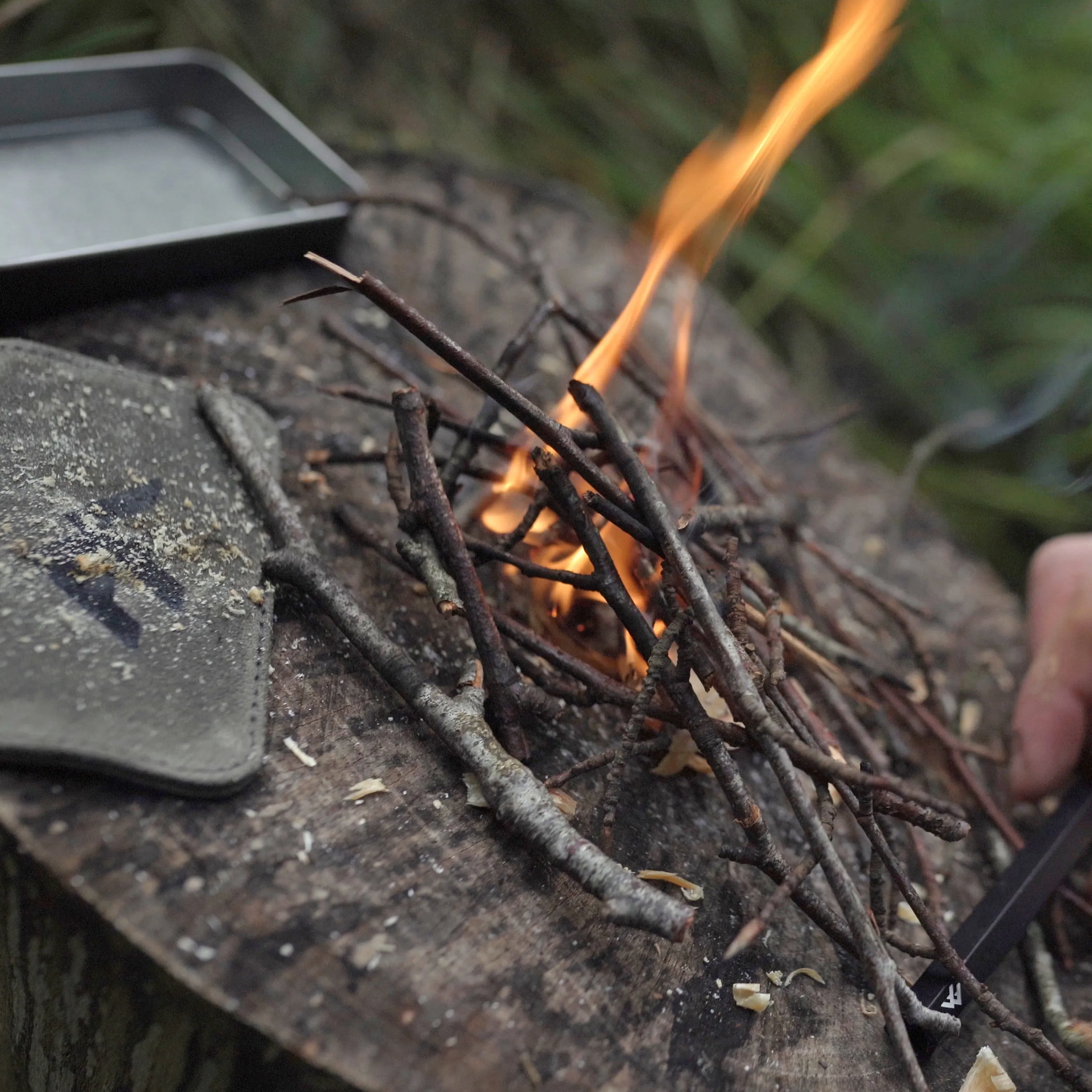 Pocket Fire Kit | Includes 3" Hive Fire Starter™