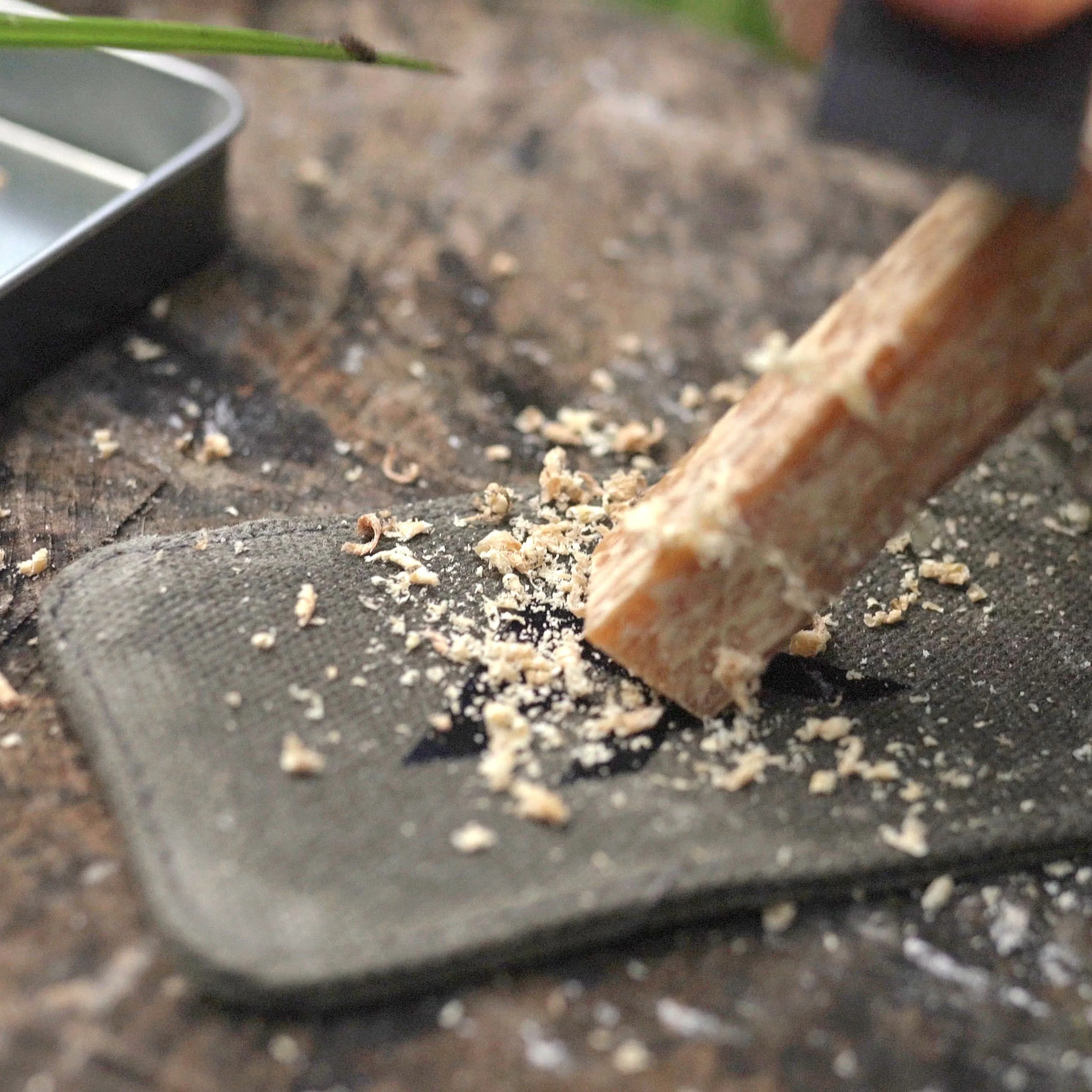 Pocket Fire Kit | Includes 3" Hive Fire Starter™