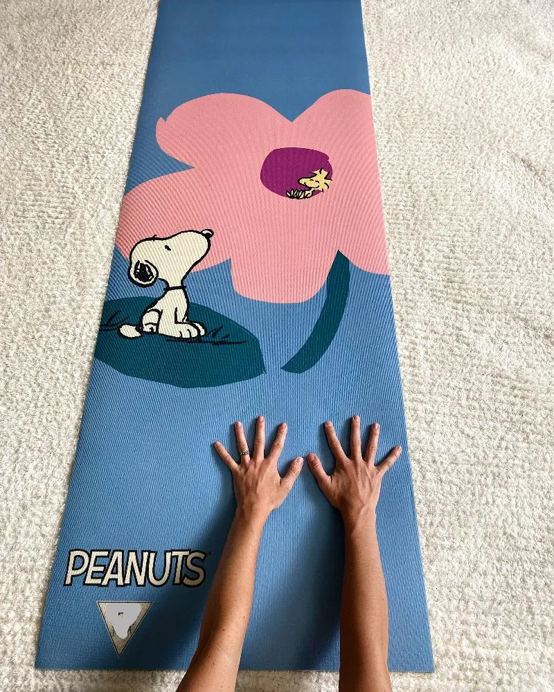 Yoga Mat | 6mm Thick | Snoopy | Non-Slip | Eco Friendly | Yune Yoga | Snoopy Flower Blue